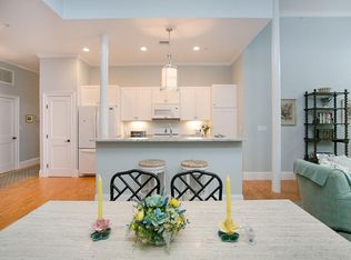 32 Carey St APT 2C, Newport, RI 02840