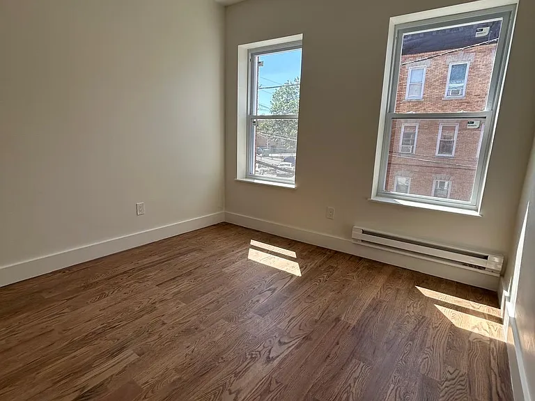 11 School St #6 — Photo 9