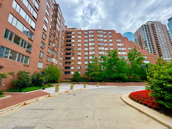 801 S Plymouth Ct APT 302, Chicago, IL 60605