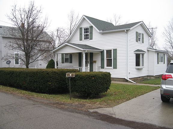 2nd image of 145 E Lawn Ave