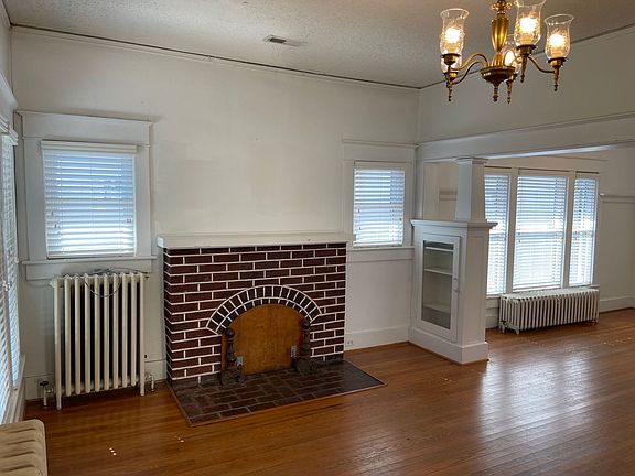 5th image of 7421 Major Ave