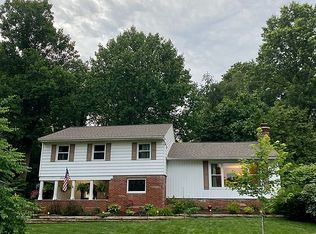 3031 Silverview Dr, Stow, OH 44224