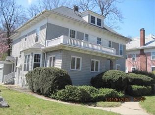3 Metcalf St, Worcester, MA 01609