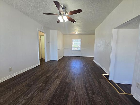 4th image of 2106 N Aydelotte Ave