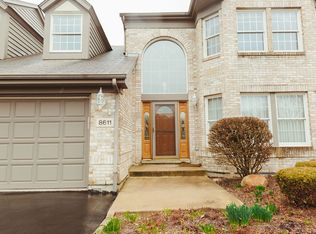 8611 Nancy Ln, Orland Park, IL