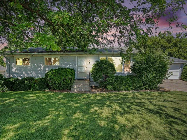7285 Bay Rd, Saginaw, MI 48604