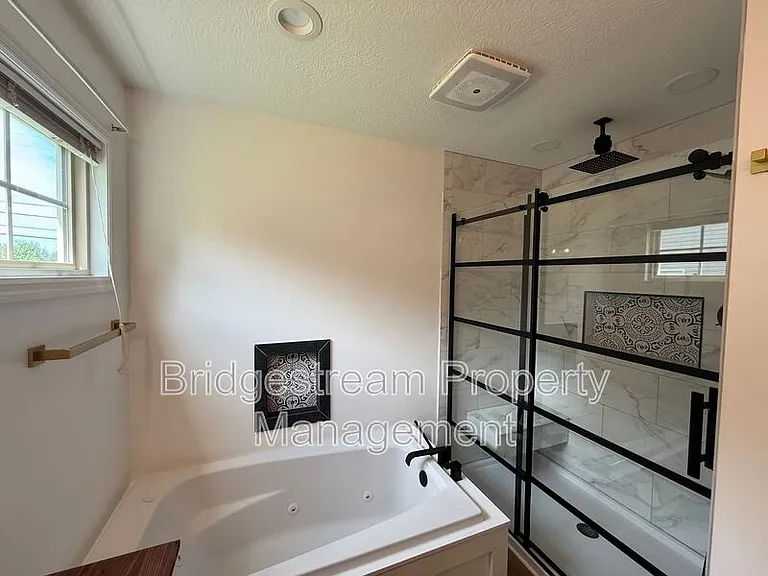 6844 Union Rd — Photo 8