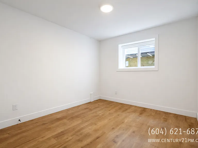 4581 Sumas Mountain Rd #BASEMENT — Photo 11