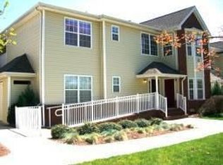 160 Forest Dr, Piscataway, NJ 08854