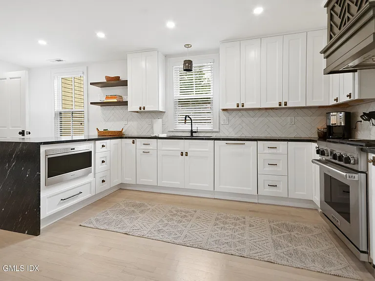 178 Milbank Ave #2 — Photo 6