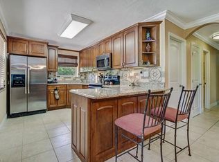 5430 Martin St, Naples, FL 34113