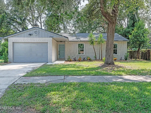 2586 STERN Drive, Jacksonville, FL 32233