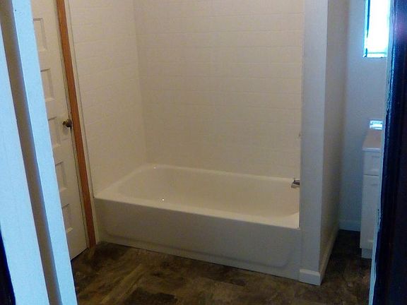 3rd image of 1203 E McClure Ave