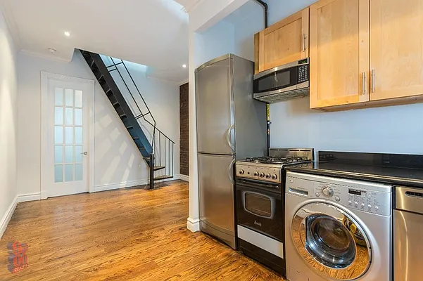 Rented by Centennial Properties NY | media 25