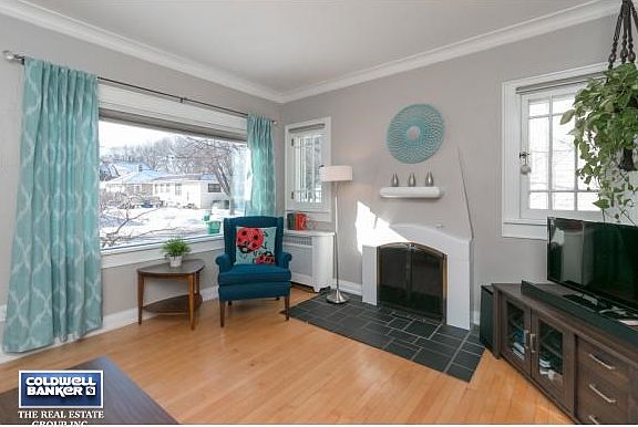 Bright!  Gorgeous Fireplace!