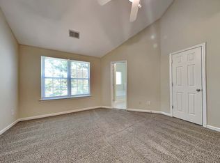 7103 Fox Point Dr, Charlotte, NC 28269