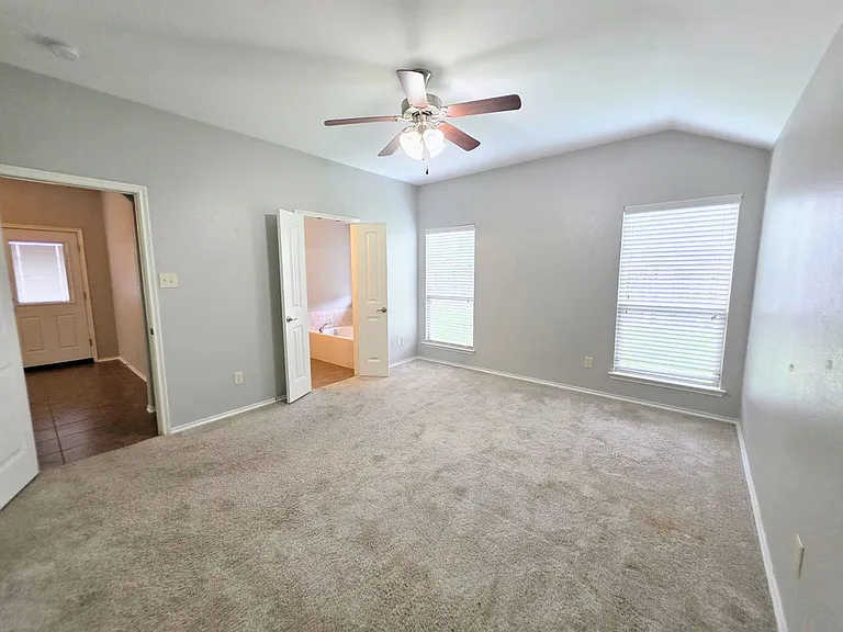 1809 Rodeo Dr — Photo 21