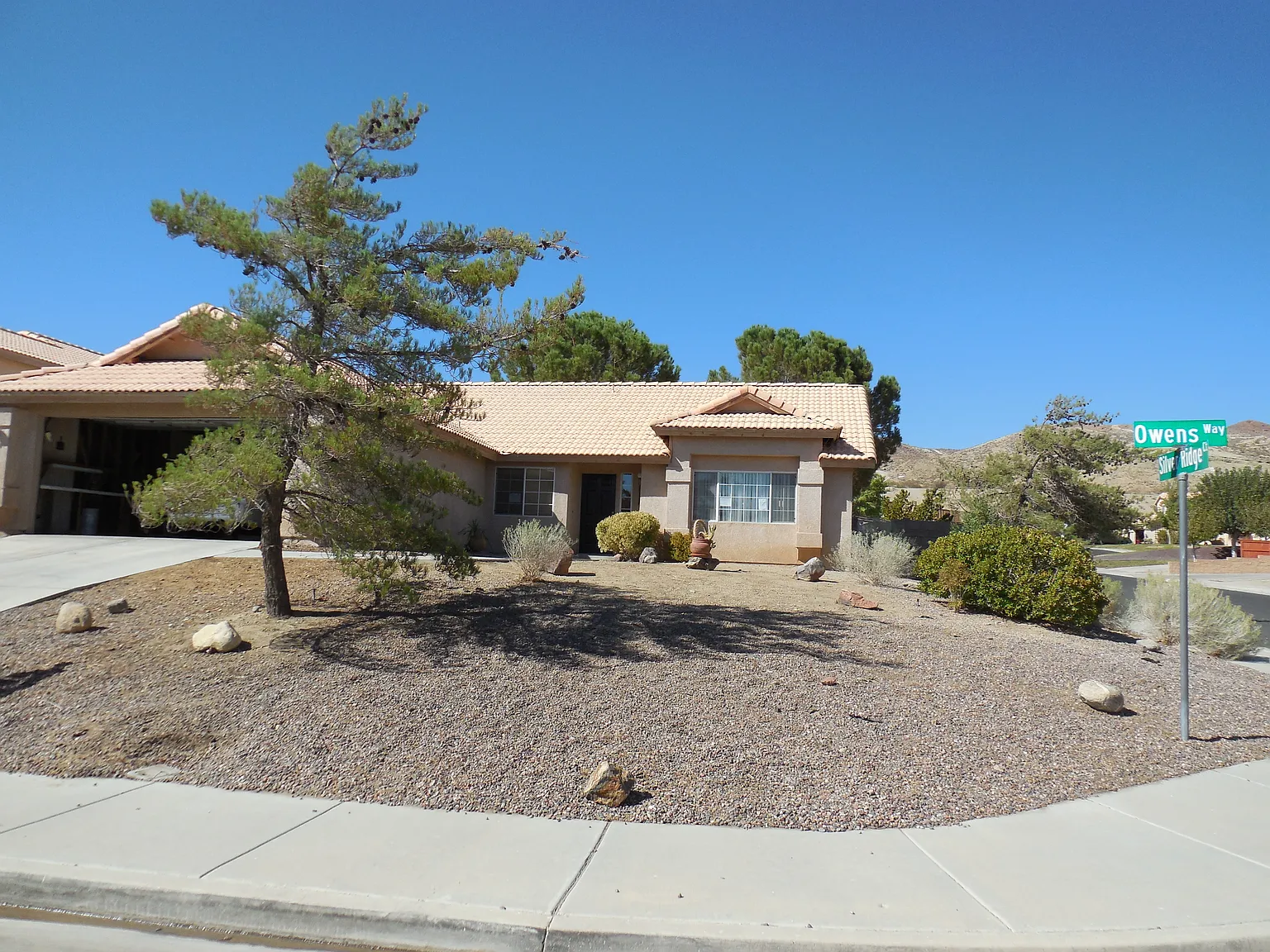 2909 Owens Way photo 1