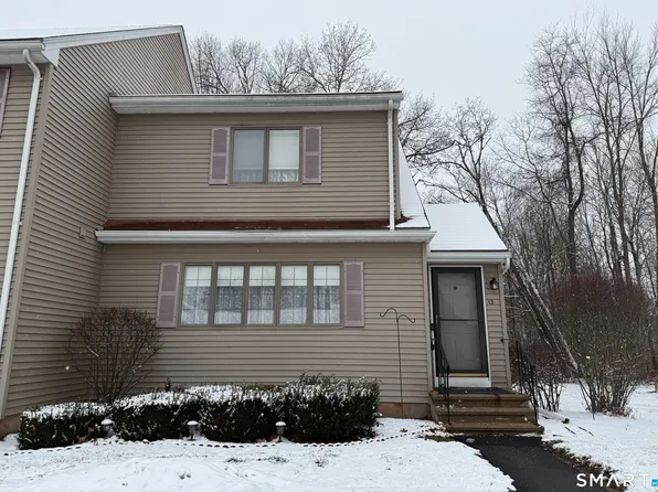 13 Quail Court, Windsor Locks, CT 06096