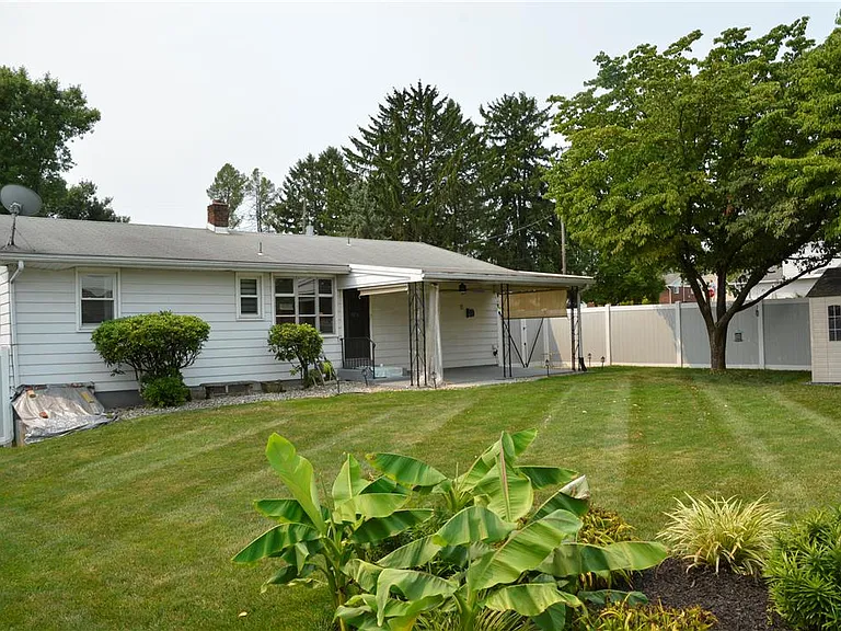 3017 Jefferson St — Photo 22