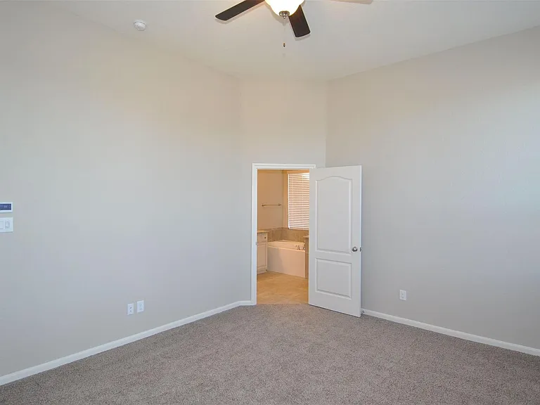 23839 Villa Lisa Dr — Photo 17
