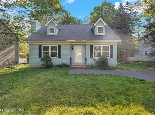 5619 Pembrook Dr, Tobyhanna, PA 18466