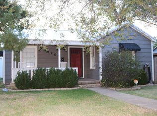 1205 Joliet St, Plainview, TX 79072