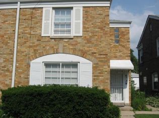 6729 N Drake Ave, Lincolnwood, IL 60712