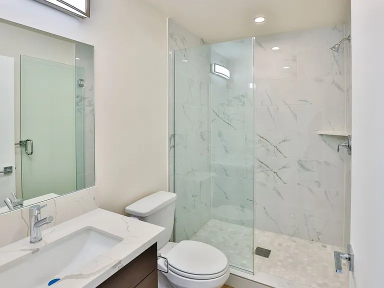 5536 Lexington Ave — Photo 42