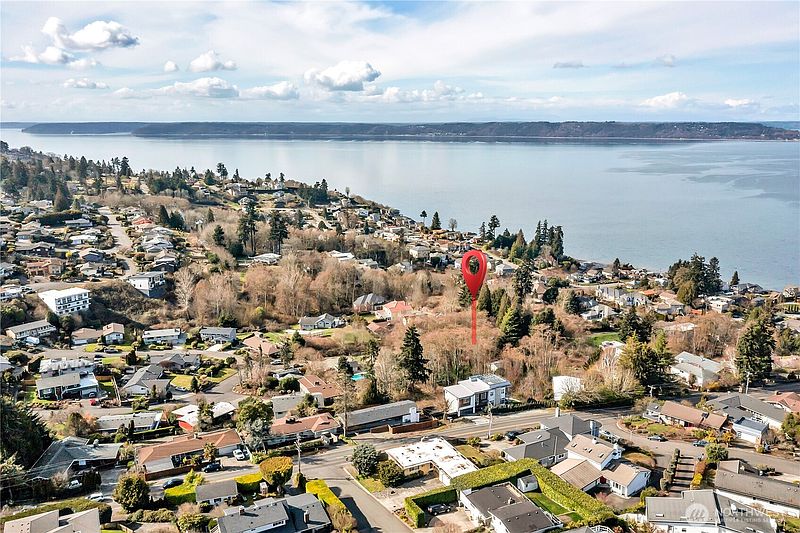 2nd image of 29500 2nd Avenue SW