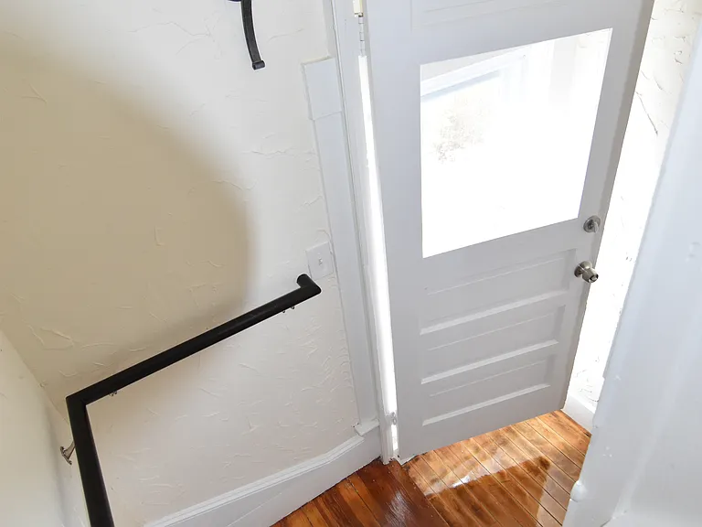 20-24 Walnut St #3 — Photo 14