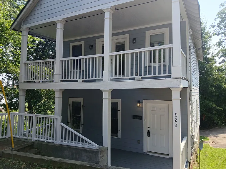 822 Pryor St SW — Photo 2
