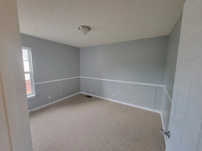 7368 Lucille Ave — Photo 10