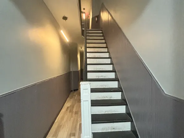 484 Mercer Street image 6 of 7