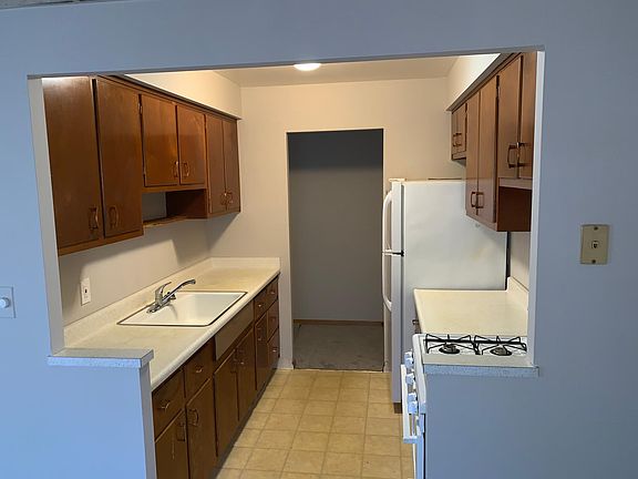 3rd image of 18911 Bella Dr