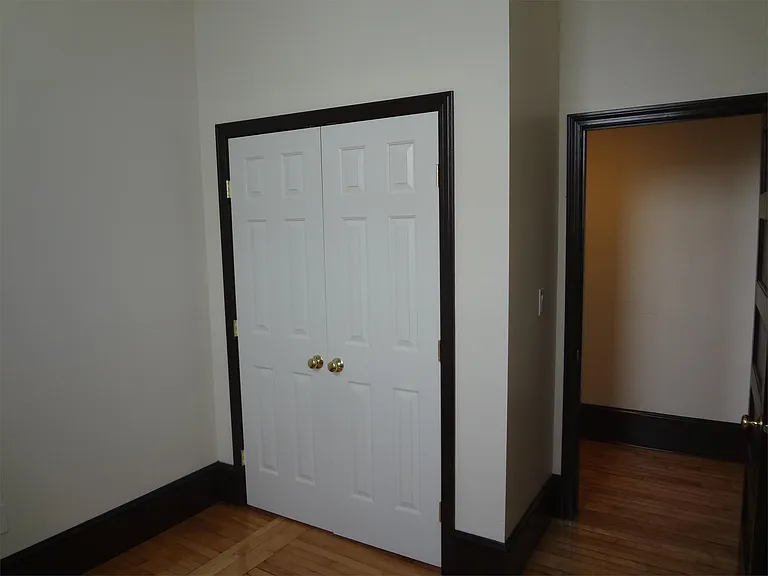 136 Main St #203 — Photo 7