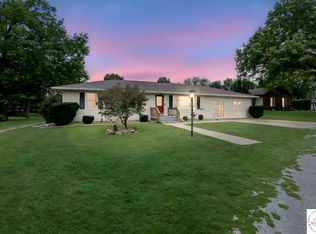 1905 S 2nd St, Clinton, MO 64735