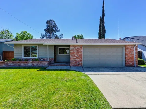 308 James Dr, Roseville, CA 95678
