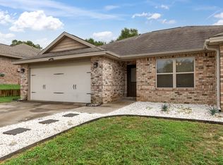 305 Eleases Xing, Crestview, FL 32539