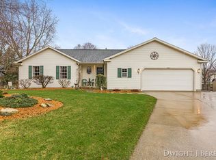 4269 Heritage Dr, Hudsonville, MI