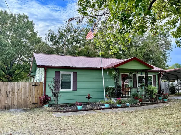 907 Kershaw Dr, Muskogee, OK 74401