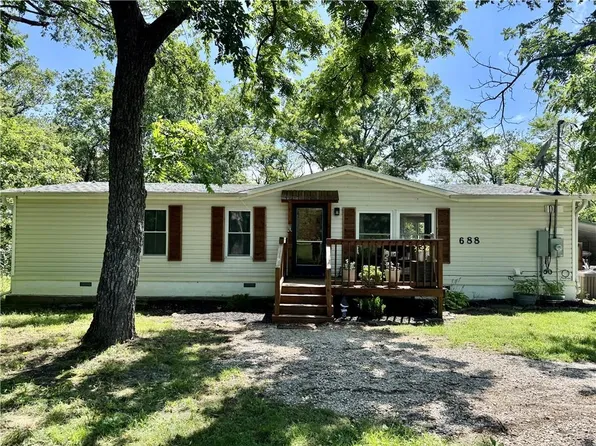 688 195th St, Fort Scott, KS 66701