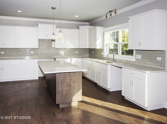 4th image of 16412 S Mueller Cir