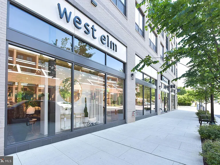 900 N Washington St #304E — Photo 21