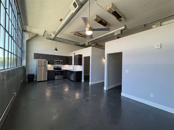 1126 Reutlinger Ave APT 237, Louisville, KY 40204