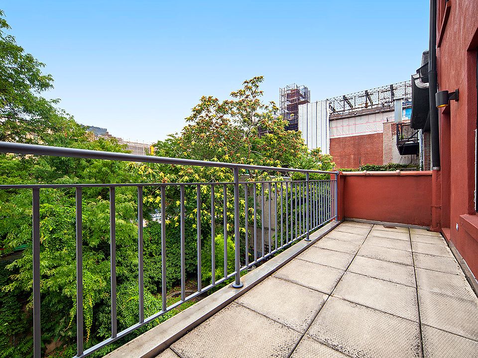 1st image of 343 W 20th St #7