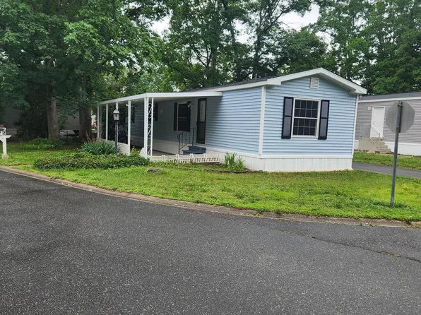 43 Hazelwood Dr, Elmer, NJ 08318