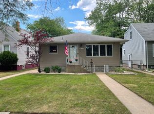 18012 Oak Ave, Lansing, IL
