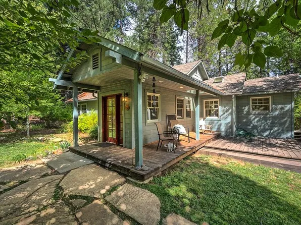 399 Airport Rd, Trinity Center, CA 96091