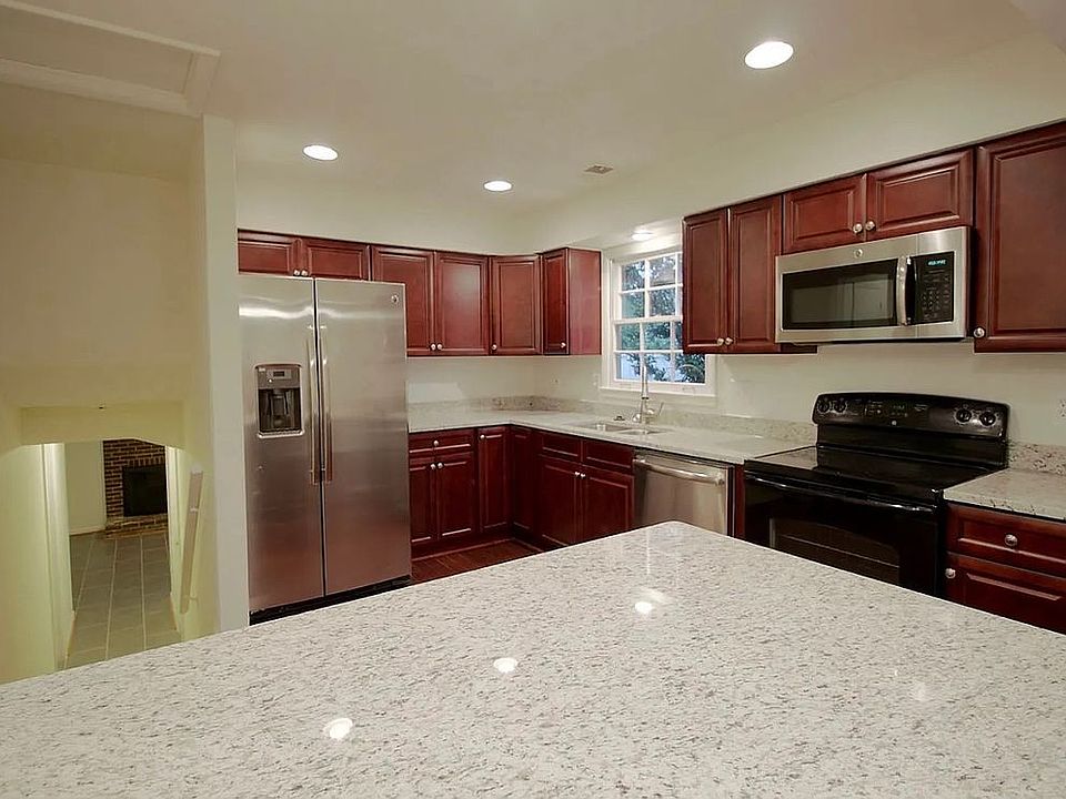 1st image of 1911 Westfield St
